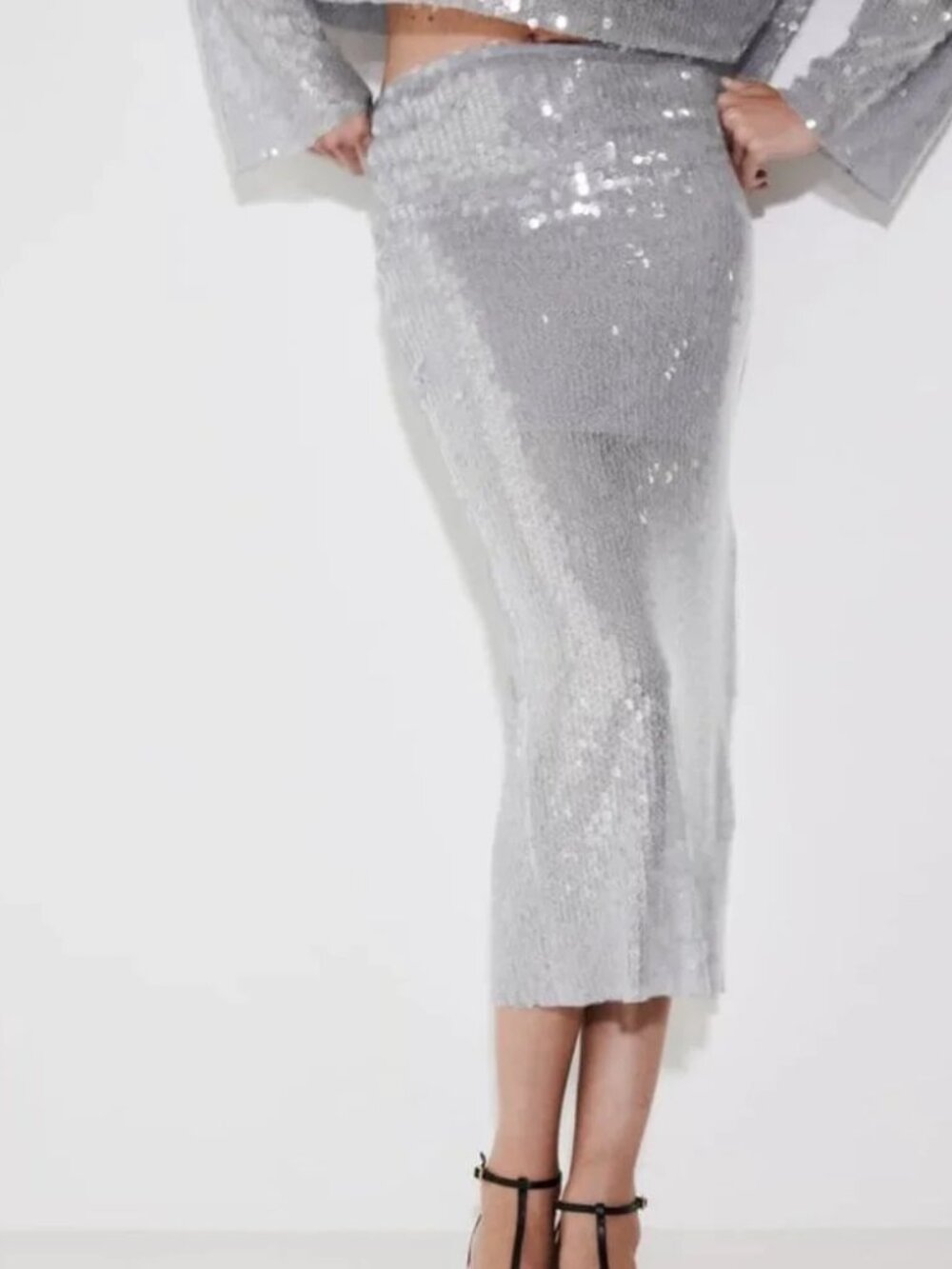 Zara Silver/Gray Sequin Midi Skirt Size S